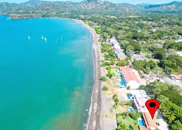 Beachfront2 Bed 2 Bathportreroflamigo-marina Holiday home *